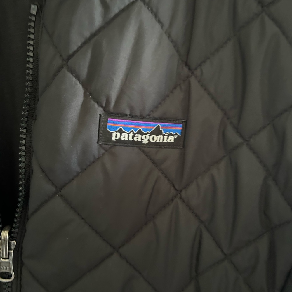 Patagonia Jacket - black quilted nano-puff - Picture 3 of 13